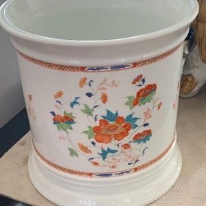 Dinnerware